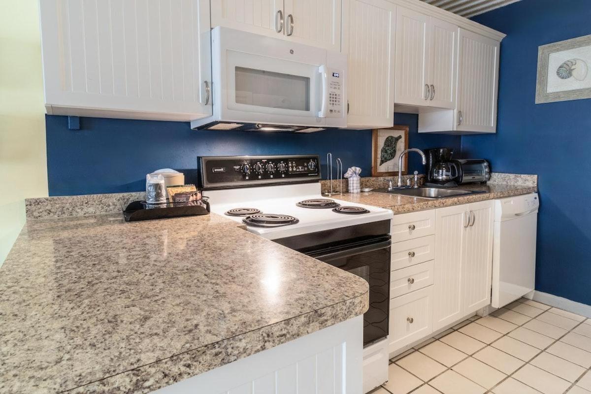 Two Bedroom Villa Sleeps 6 Has 2 Queen And 1 King Pawleys Island Kültér fotó